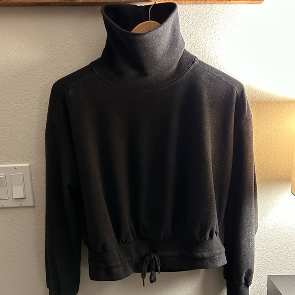 SWEATY BETTY FUNNEL TURTLE NECH SWEATSHIRT SIZE 6 EUC - Picture 4 of 8